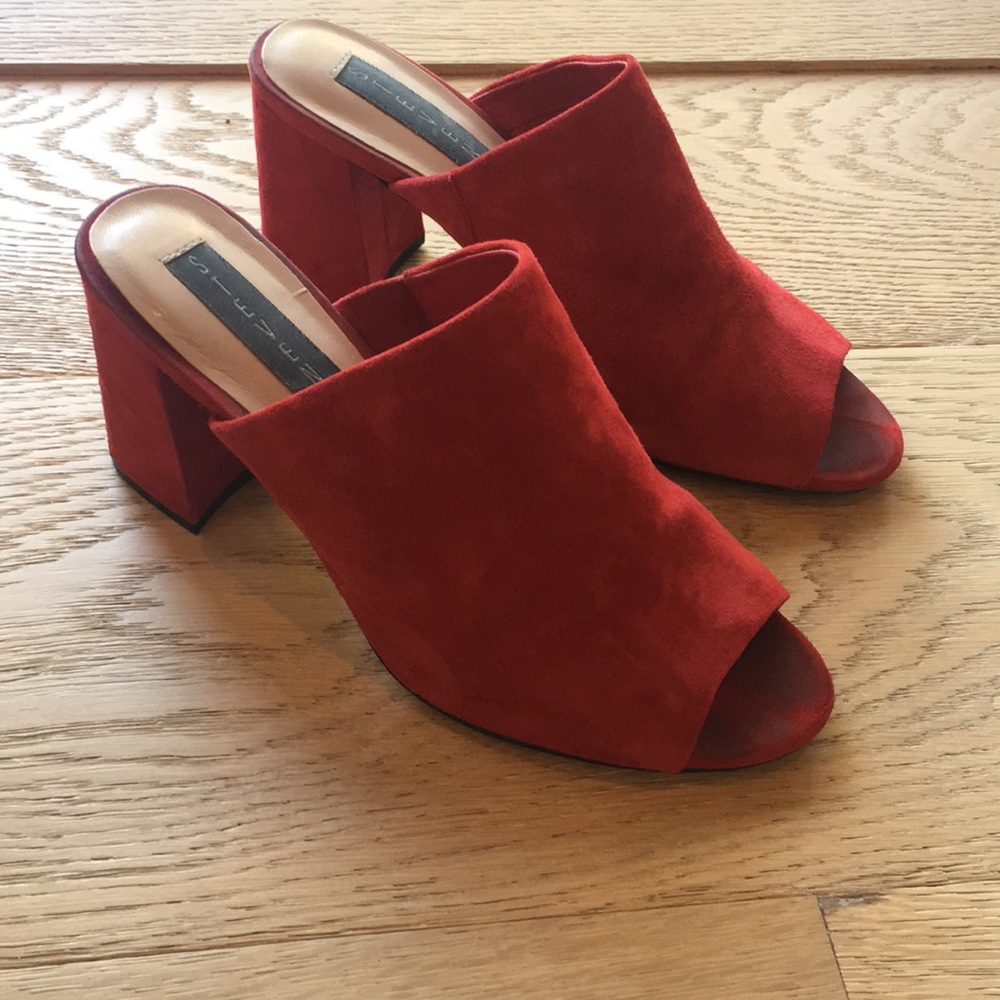 Steven Madden Heeled Mules Size 8